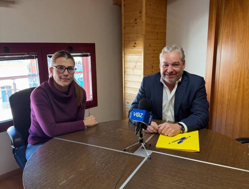 El alcalde de Mazarrón firma un nuevo acuerdo con la asociación local de protección animal