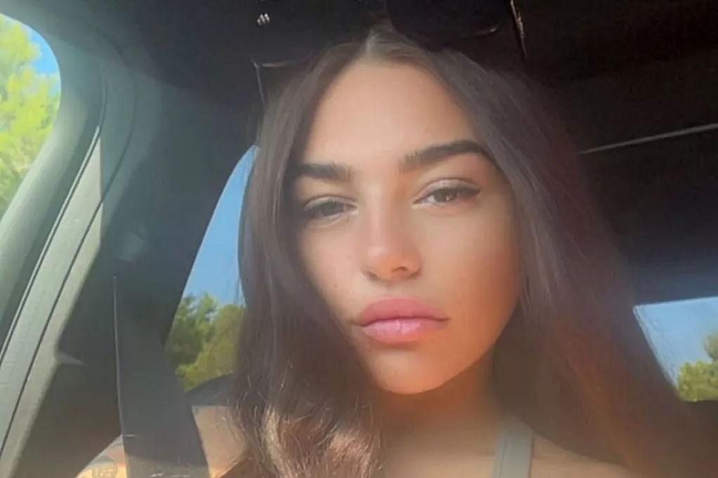 Británico de 54 años muere en brutal choque con otro coche conducido por una modelo de OnlyFans, esposa de un sospechoso de asesinato, en España