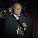 Julio Iglesias niega las acusaciones de agresión sexual