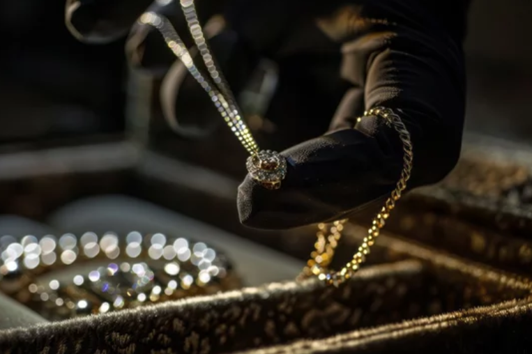 Banda de robos en viviendas de la Costa del Sol desmantelada tras incautación de bienes por 180.000 €