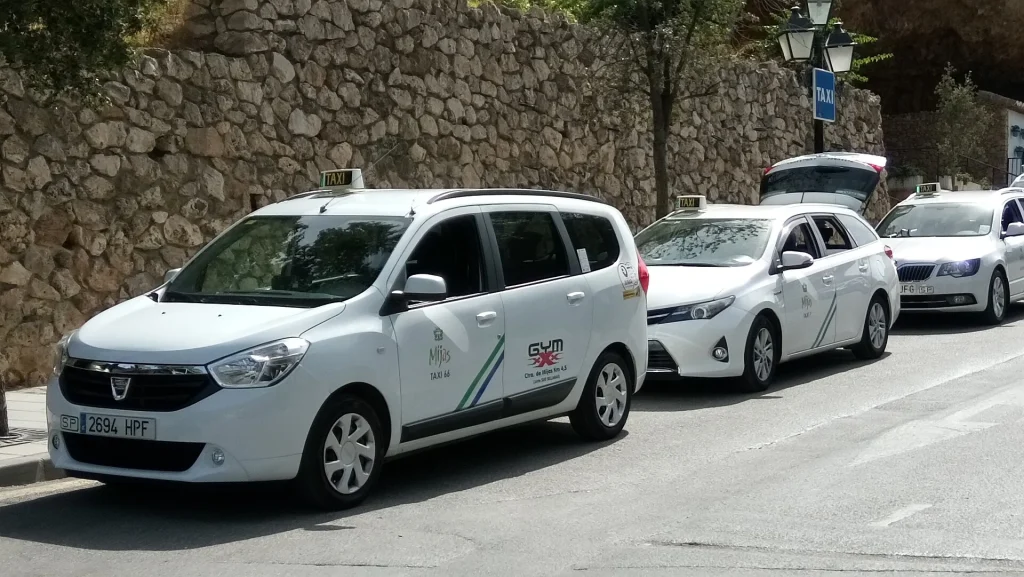 Atracos violentos a taxis en Málaga — Conductores piden ayuda tras dos ataques en una semana