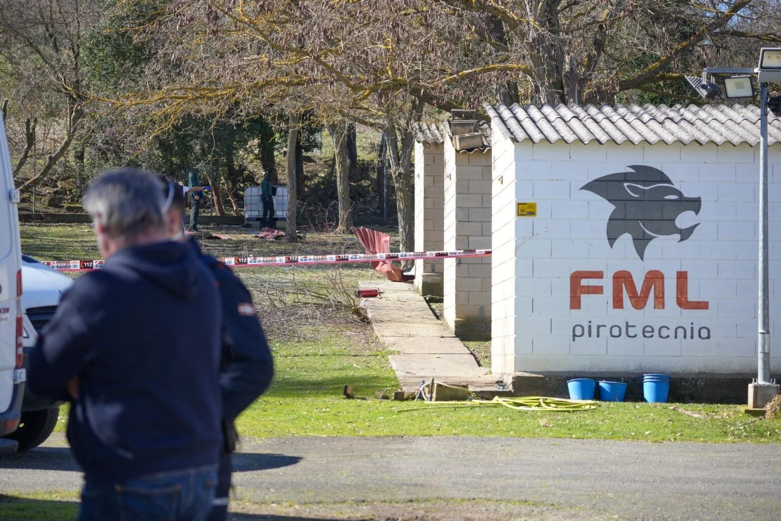 Explosión en fábrica familiar de fuegos artificiales deja un fallecido y un herido grave en España